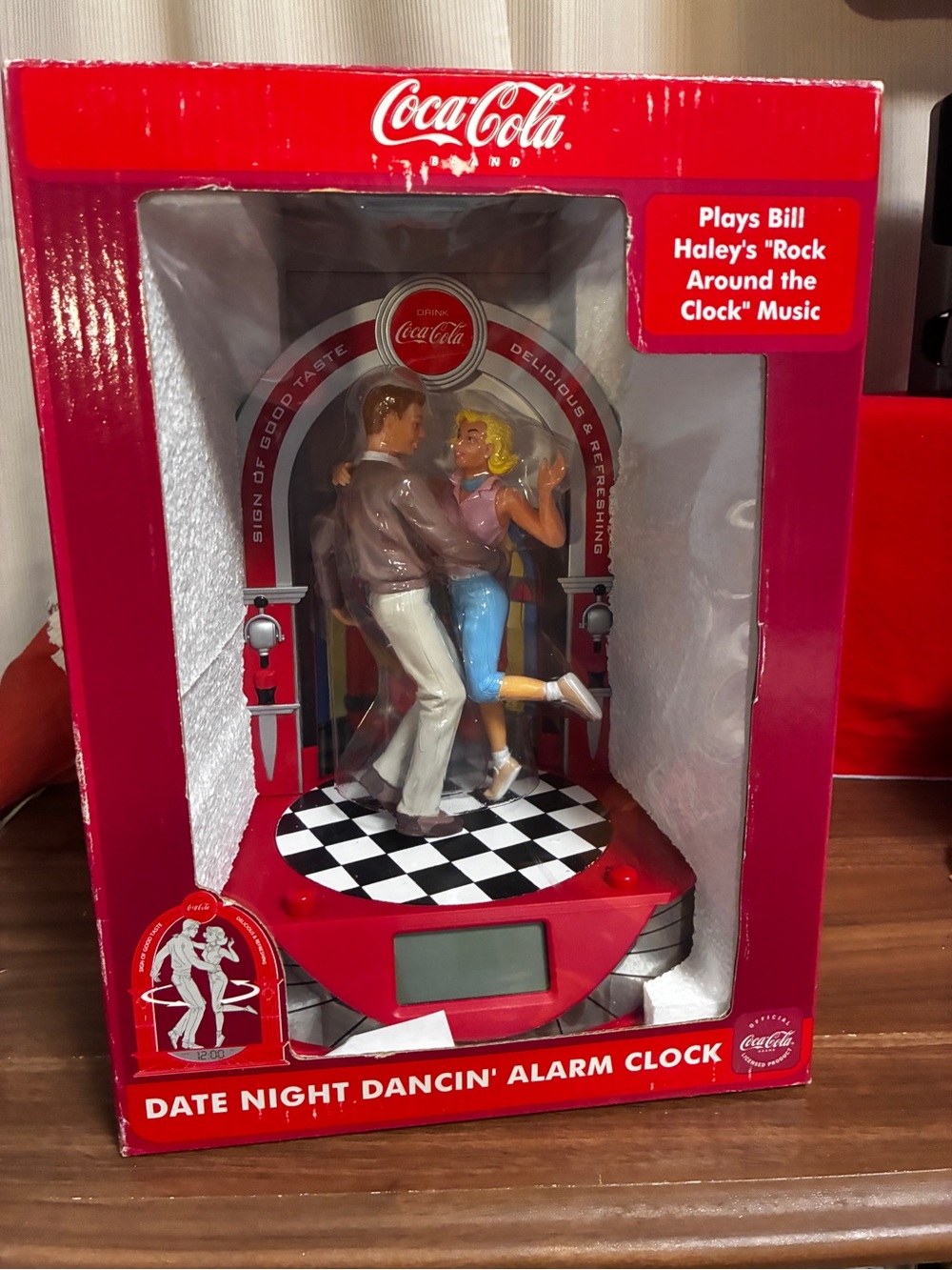 Vintage Coca-Cola Date Night Dancin’ Alarm Clock